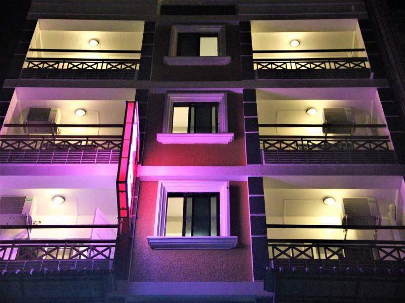 The Vibe Inn Rangum Exterior foto